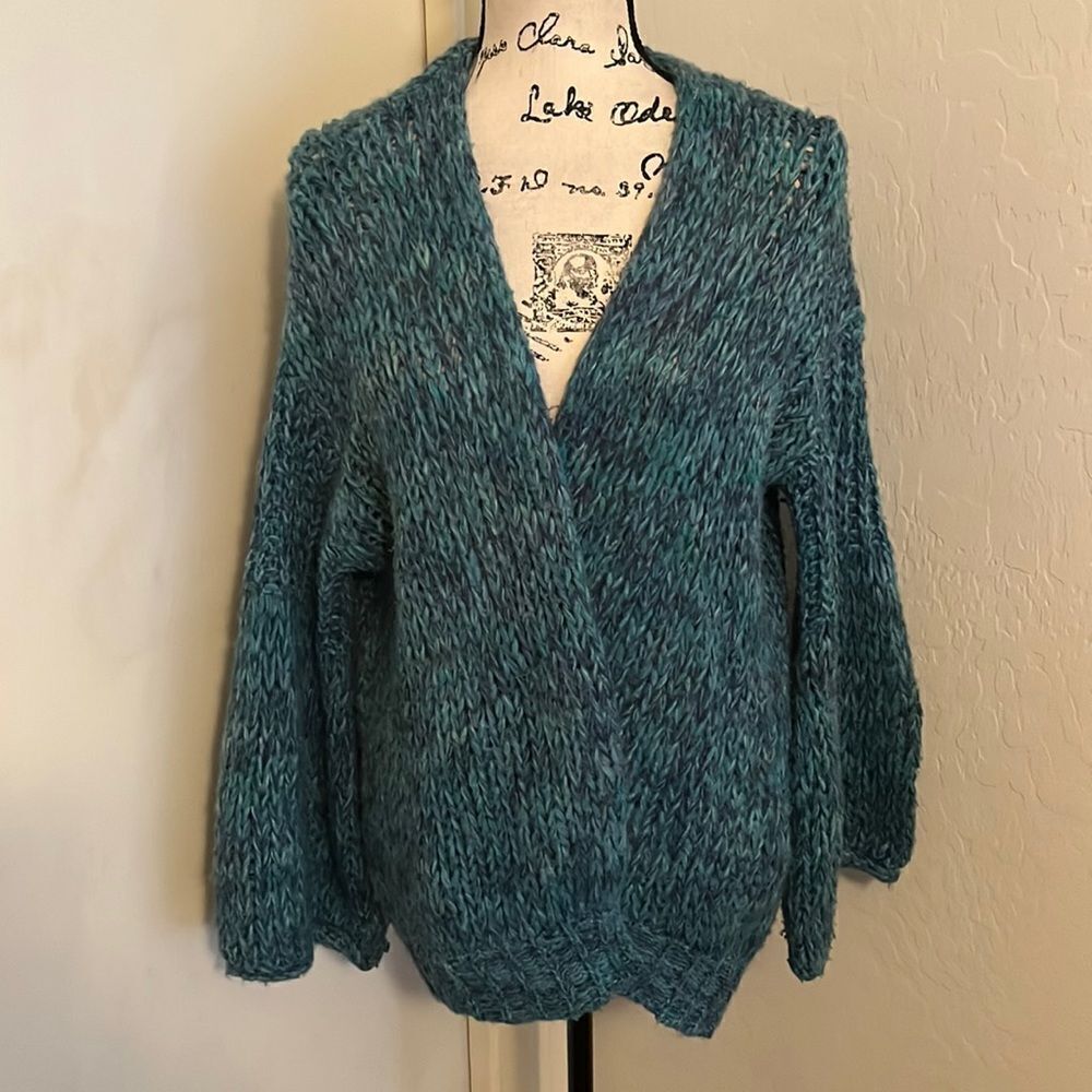 Free People Knit Sweater Big Sleeve Cardigan Boho Casual Feminine
